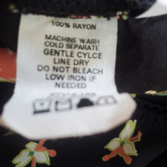 Flowy Flower Skirt - Picture 5 of 5